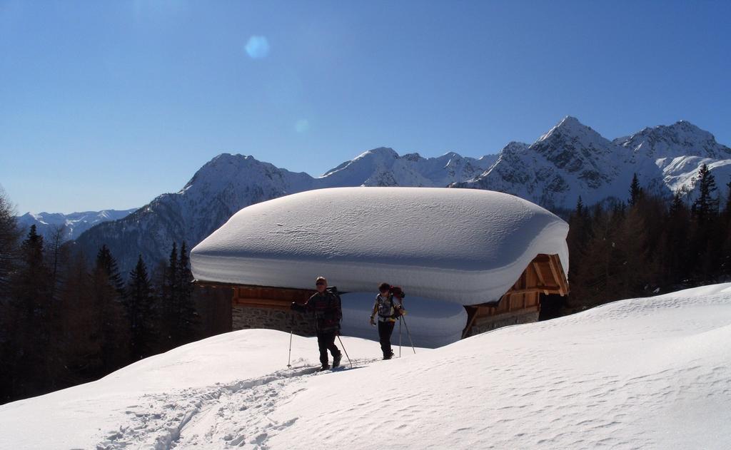 Alpen Hotel Rabbi Exterior photo